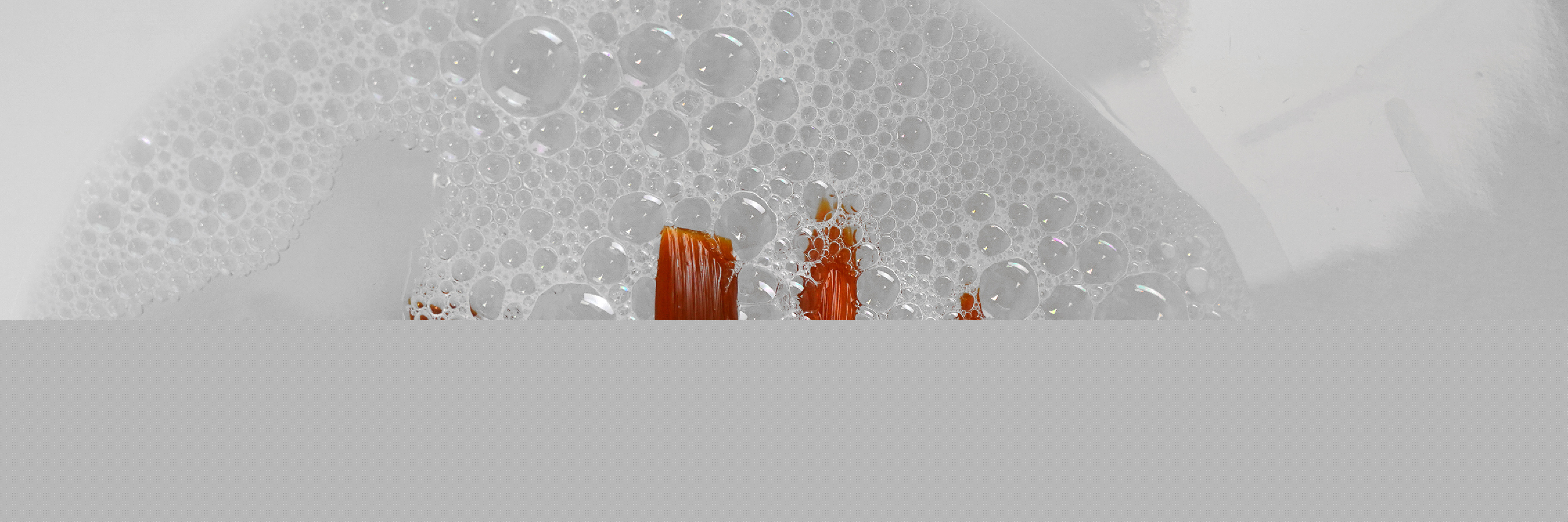 How to clean acrylic brushes