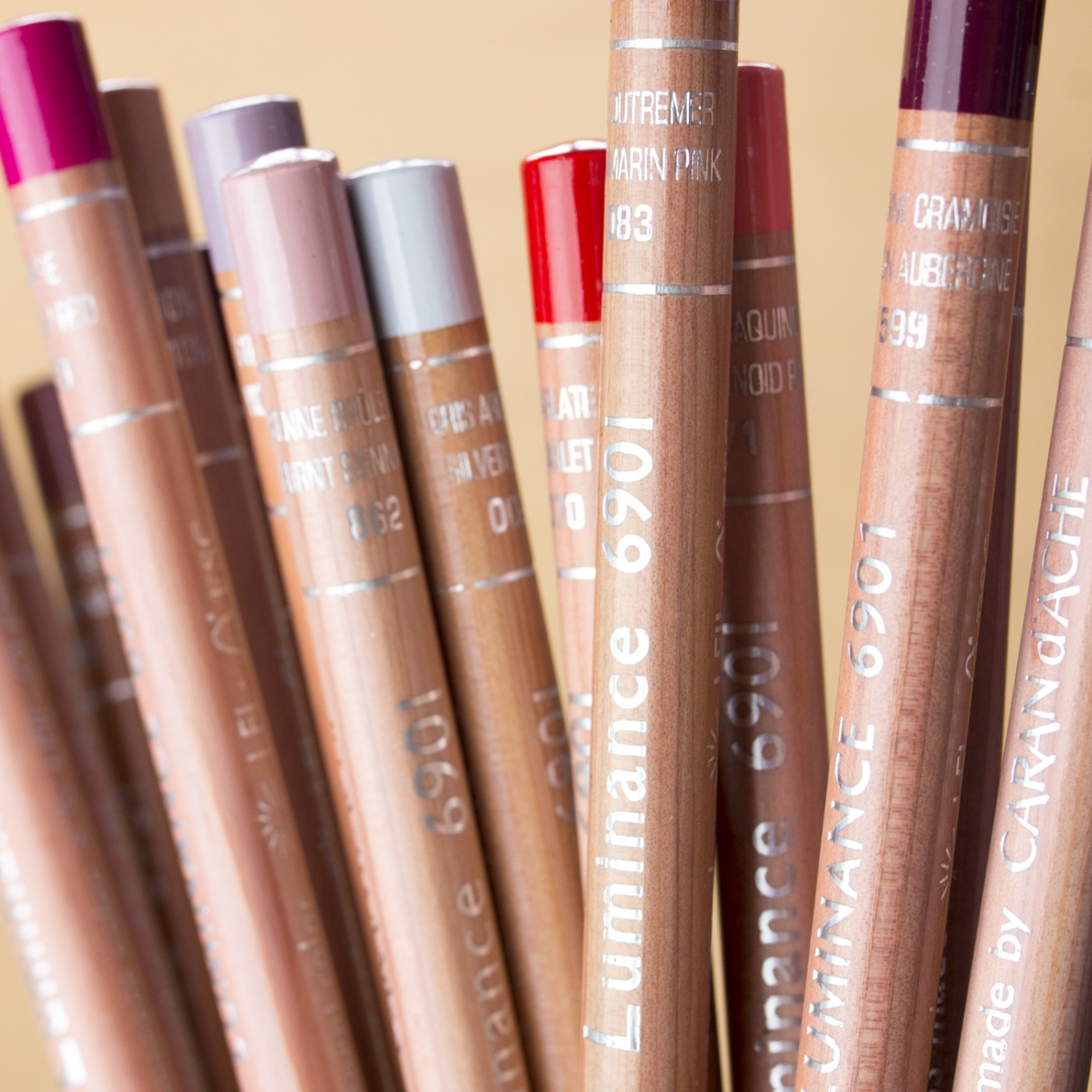 Caran d'Ache Luminance 6901 76-set Wooden box | Pen Store