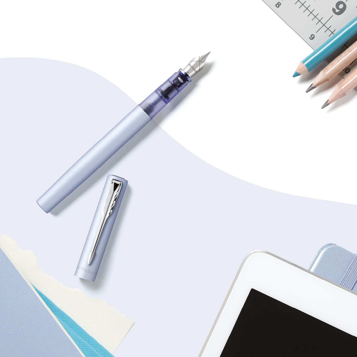2159745:Parker stylo plume Vector XL, moyenne, en boîte-cadeau, Silver blue  (argent/bleu)