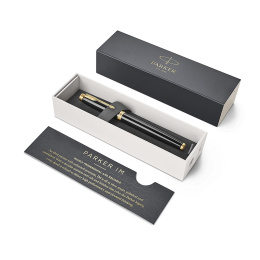 IM Black/Gold Fountain pen Medium in the group Pens / Fine Writing / Fountain Pens at Pen Store (104670)