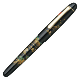Kaga' Hira Maki-e Fountain pen Sansui Medium in the group Pens / Fine Writing / Fountain Pens at Pen Store (109854)