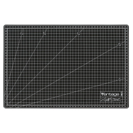Cutting Mat Black A3 in the group Hobby & Creativity / Hobby Accessories / Cutting Mats at Pen Store (127030)