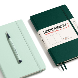 Notebook A5 Medium Forest Green in the group Paper & Pads / Note & Memo / Notebooks & Journals at Pen Store (129427_r)