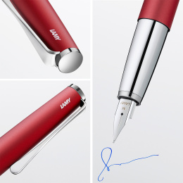 Studio Royal Red Fountain pen in the group Pens / Fine Writing / Fountain Pens at Pen Store (132687_r)