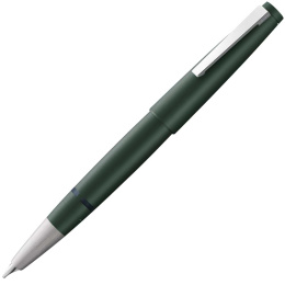 2000 Fountain pen Pine Green Limited Edition 2024 in the group Pens / Fine Writing / Fountain Pens at Pen Store (133829)