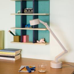 Verve Desk Lamp Light Grey in the group Hobby & Creativity / Hobby Accessories / Artist Lamps at Pen Store (136667)
