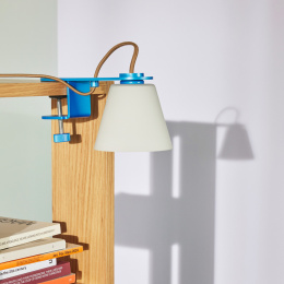 Lure Clip-on Lamp Metallic Blue in the group Hobby & Creativity / Hobby Accessories / Artist Lamps at Pen Store (136669)