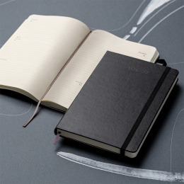 Calendar 18M Weekly Hard Cover Horisontell Large Black in the group Paper & Pads / Planners / 18-Month Planners at Pen Store (137014)