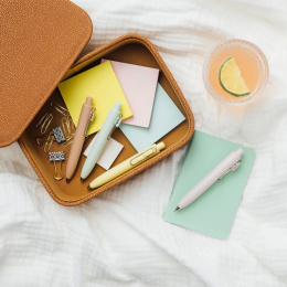 Ballpoint pen One P Peach Milk in the group Pens / Fine Writing / Ballpoint Pens at Pen Store (137067)