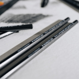 Pure graphite pencils Mars Lumograph set of 6 in the group Art Supplies / Crayons & Graphite / Graphite & Pencils at Pen Store (137602)