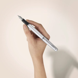 Meridian Chrome Fountain Pen  in the group Pens / Fine Writing / Luxury pens at Pen Store (138307_r)